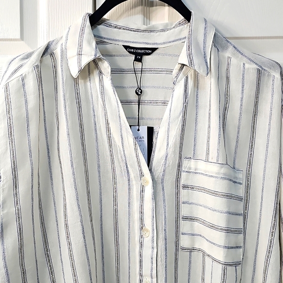 NWT Club Z Collection Women's Metallic Striped Button-Up Blouse 2X - Picture 2 of 11